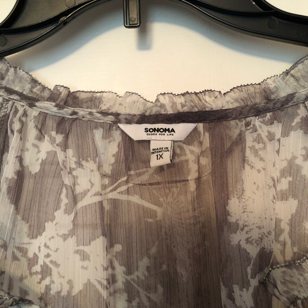 Blouse - Picture 2 of 2